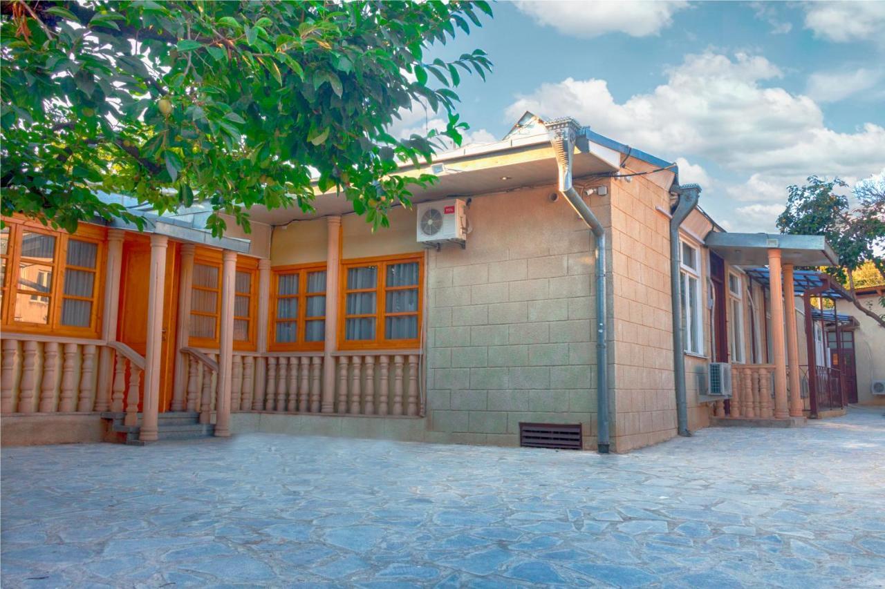 Hotel Tiflis Garden Exterior foto